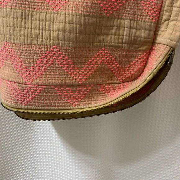 NWOT FP ONE Geo Mango Quilt Dog Bed Cover